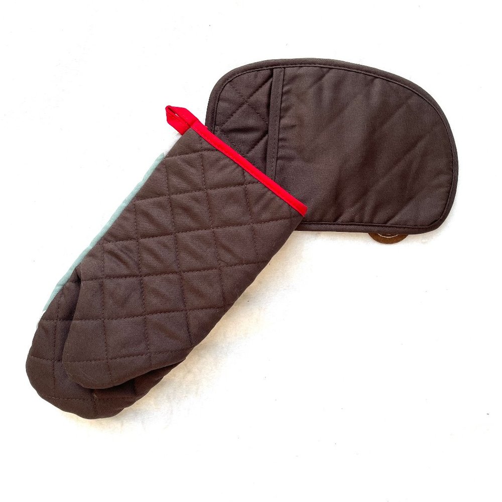 NWT XMas Oven Mitts & Potholder Set - Picture 3 of 6